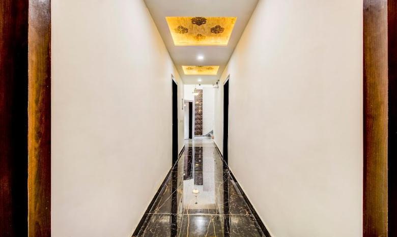Hotel Golden Door Mathura Exteriér fotografie